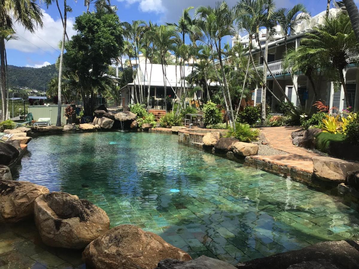 Colonial Palms Motor Inn Airlie Beach Extérieur photo