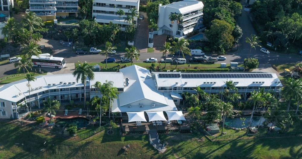 Colonial Palms Motor Inn Airlie Beach Extérieur photo