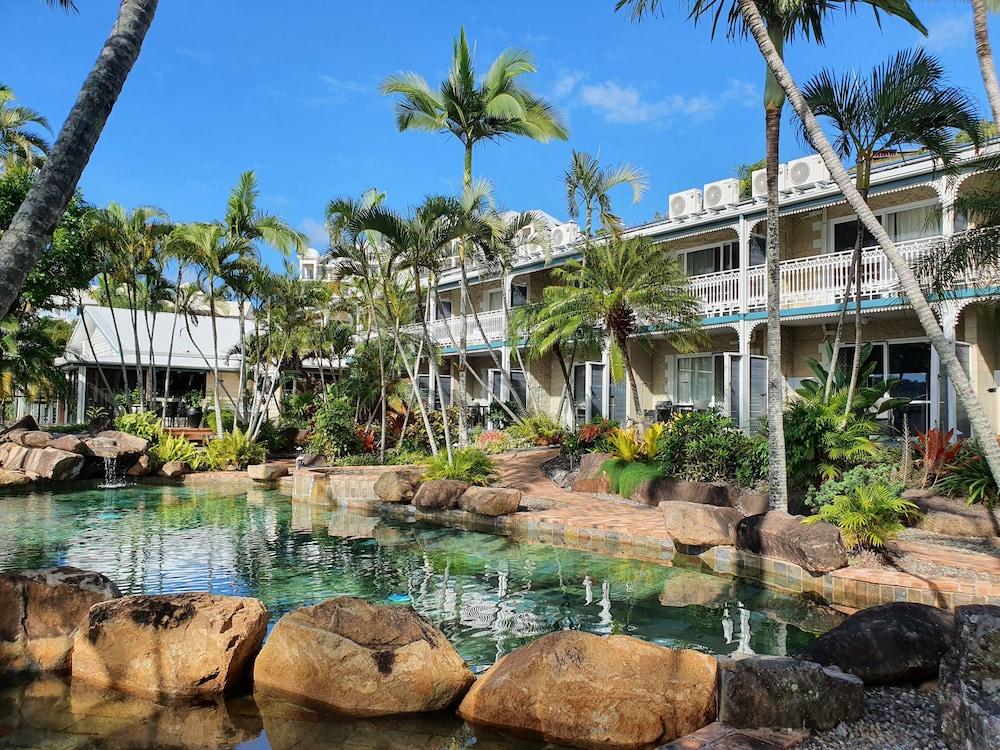 Colonial Palms Motor Inn Airlie Beach Extérieur photo