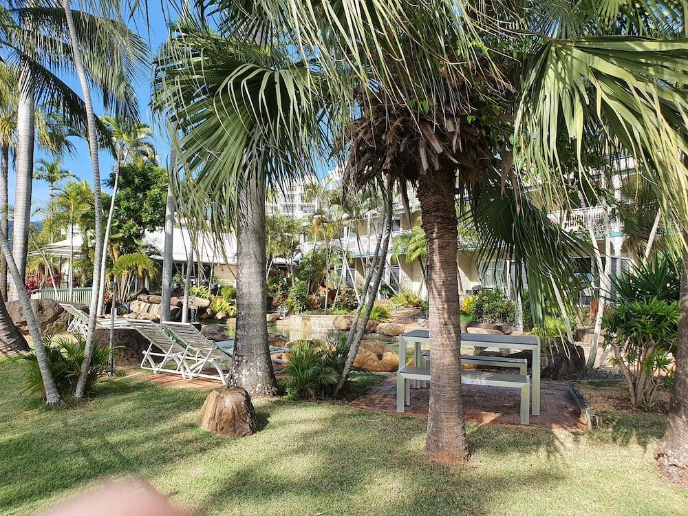 Colonial Palms Motor Inn Airlie Beach Extérieur photo